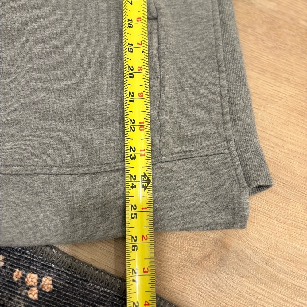 Lululemon Press Pause Funnel Neck Sweatshirt Size 4 - Picture 5 of 6